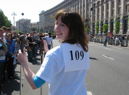 Янгол у футболці із 109 номером